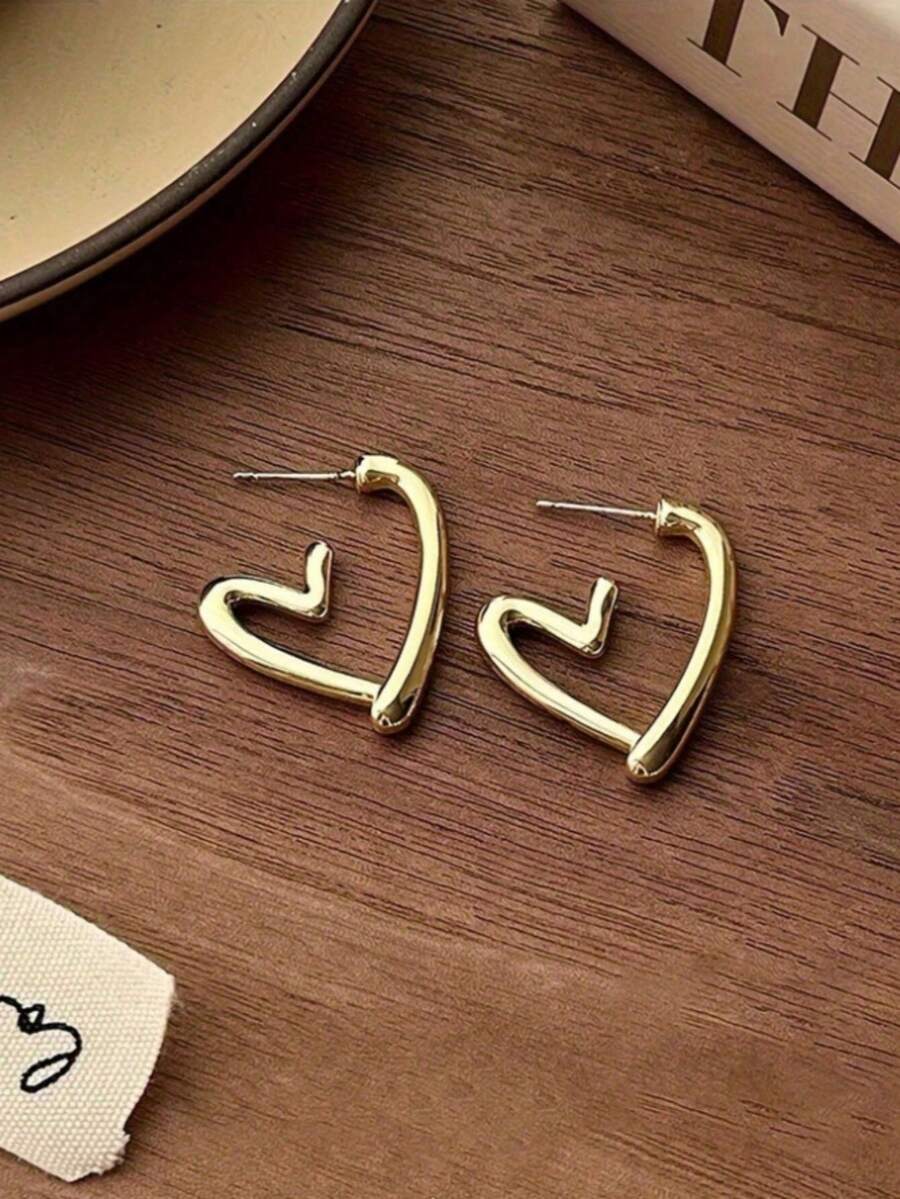 1 Pair Heart-Shaped Gold Hoop  - Women'S Fashion Earrings のレビューと価格