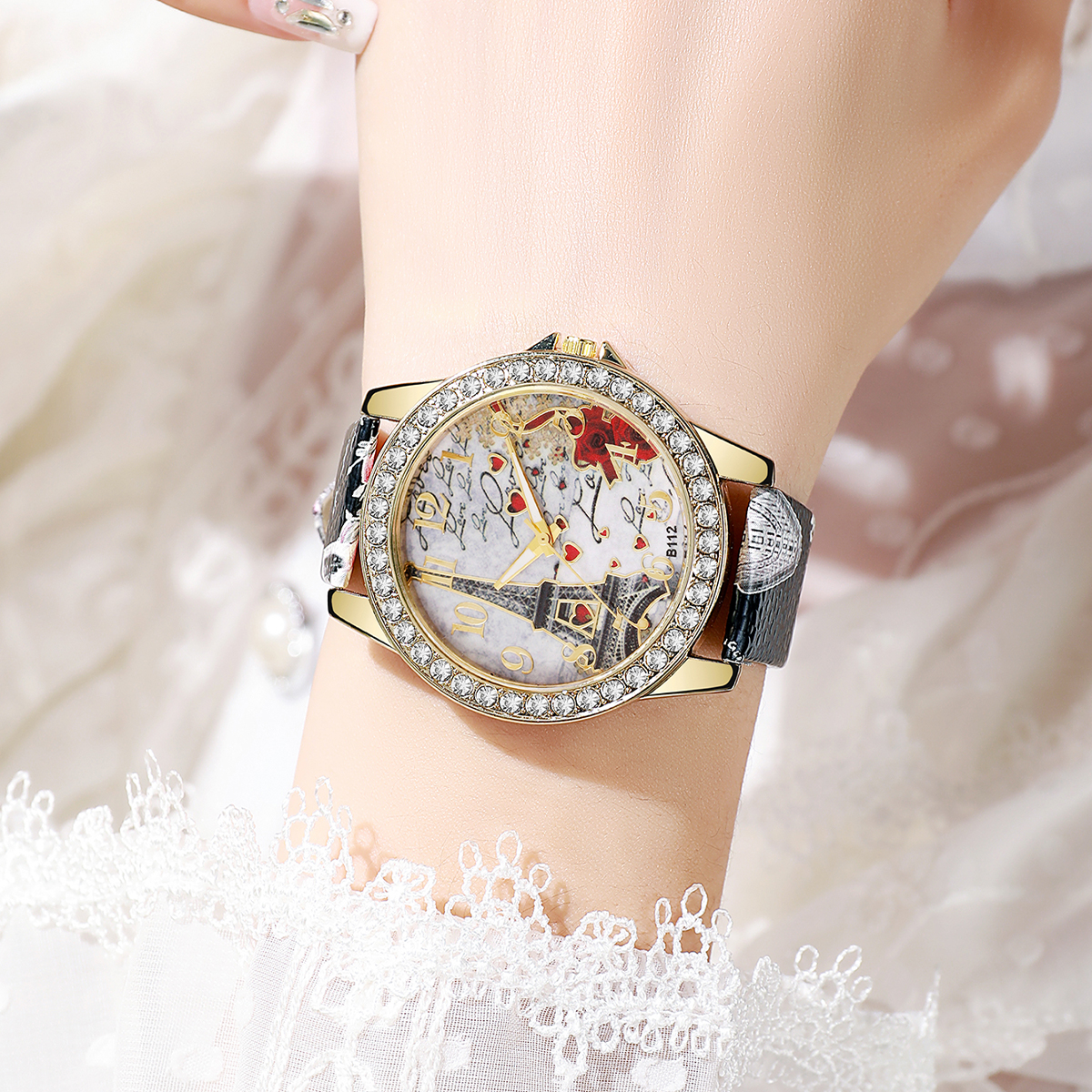 5PCS Surprise Mystery Box-Fash - Women'S Fashion Quartz Watch のレビューと価格