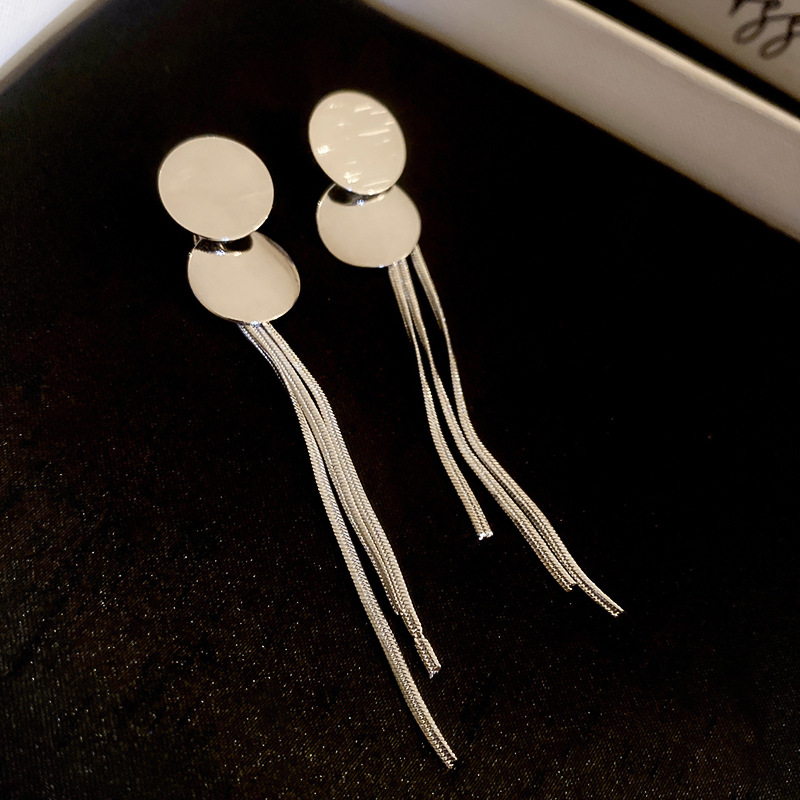 Premium metal sequined fringed - Women'S Fashion Earrings のレビューと価格